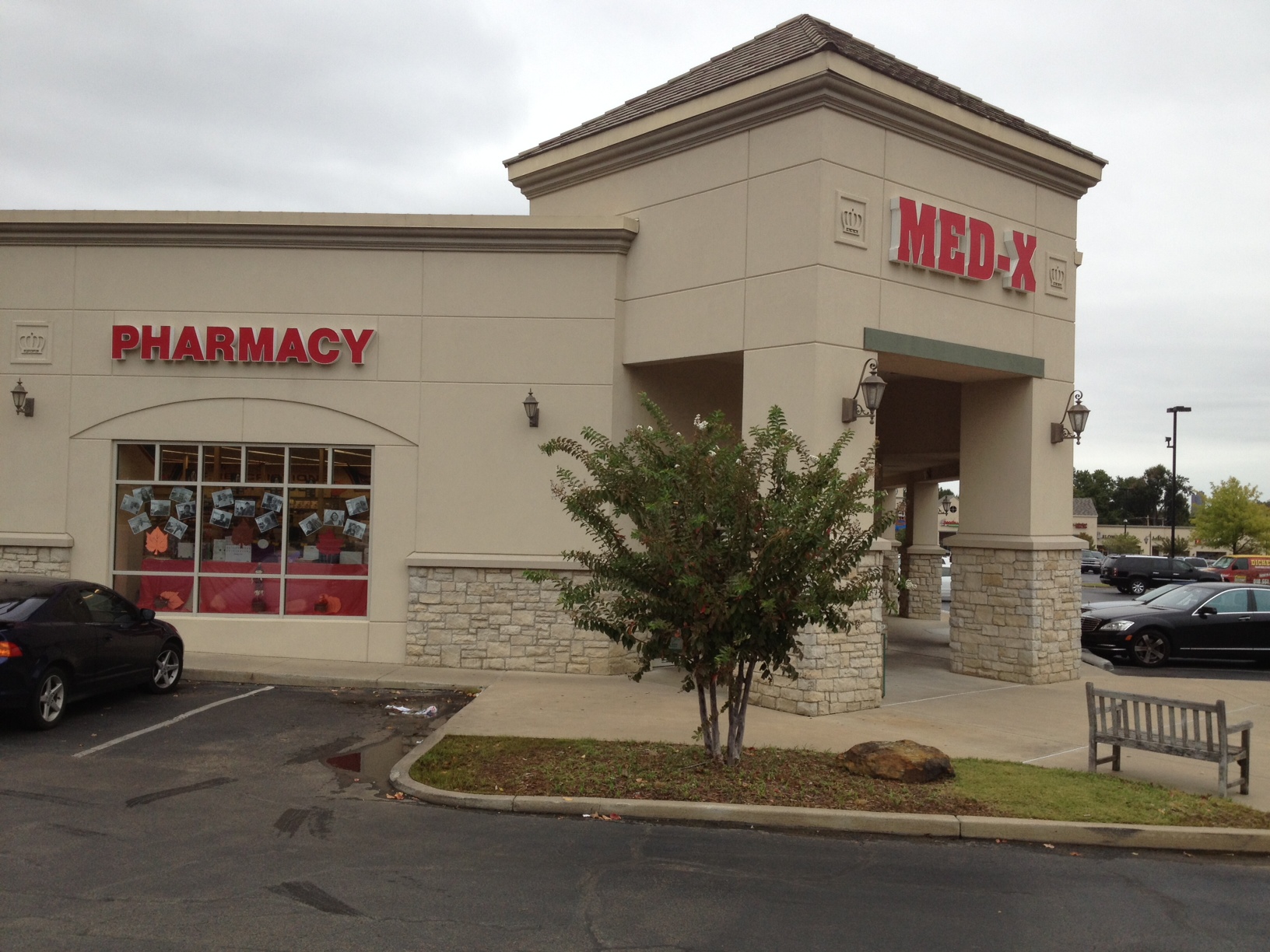 Twentytwo Oklahoma pharmacies slated to close 102.3 KRMG