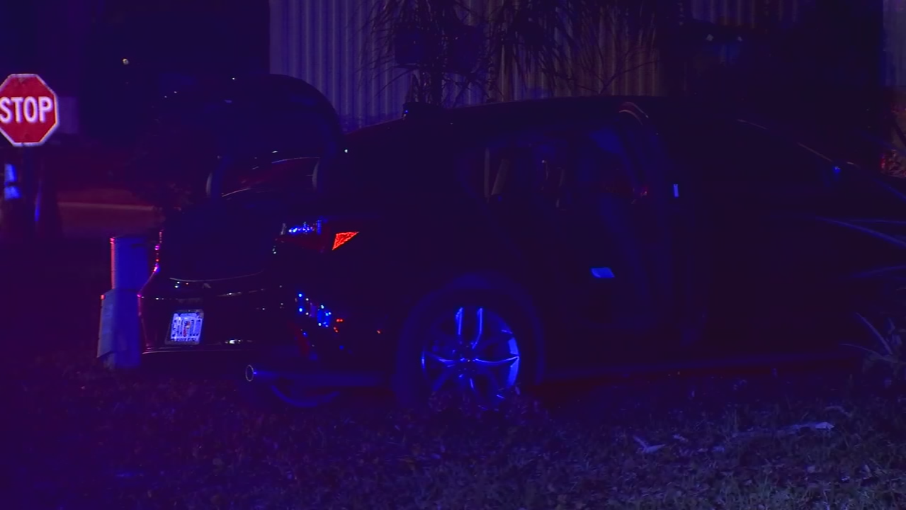 Photos: Man found inside crashed car in Orange County shot to death,  deputies say – WFTV