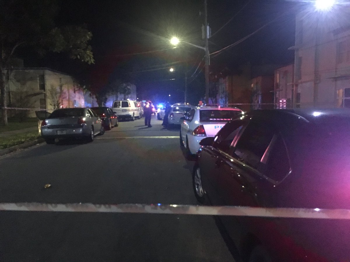 JSO: Suspect on run after Durkeeville apartment shooting – 104.5 WOKV