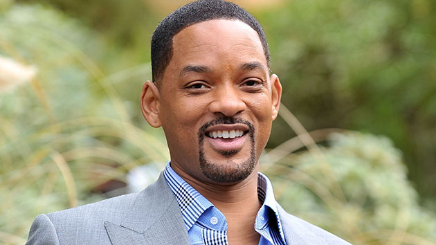 Will Smith gets his teeth knocked out by Jason Derulo in TikTok golf ...