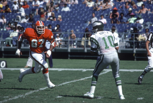 Hall of Famer and Falcons Ring of Honor member Claude Humphrey passes away  at 77