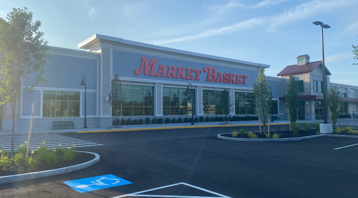 New Rochester Market Basket opens today