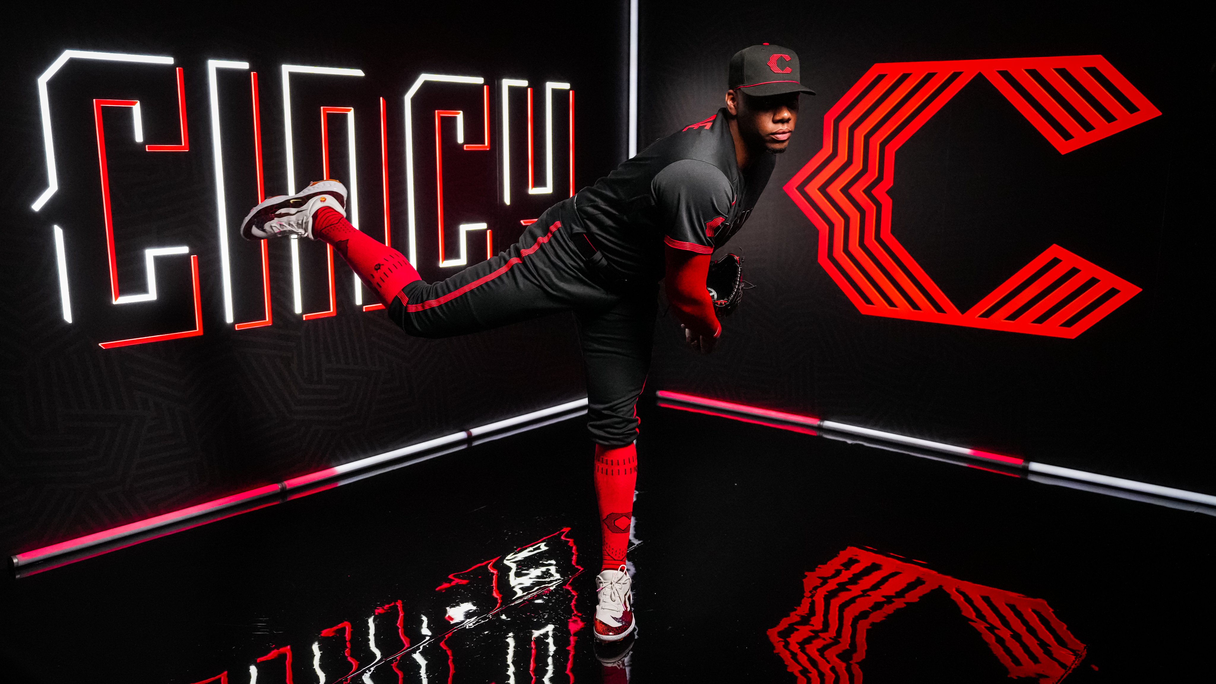 Cincinnati Reds reveal City Connect uniforms for game against New York  Yankees