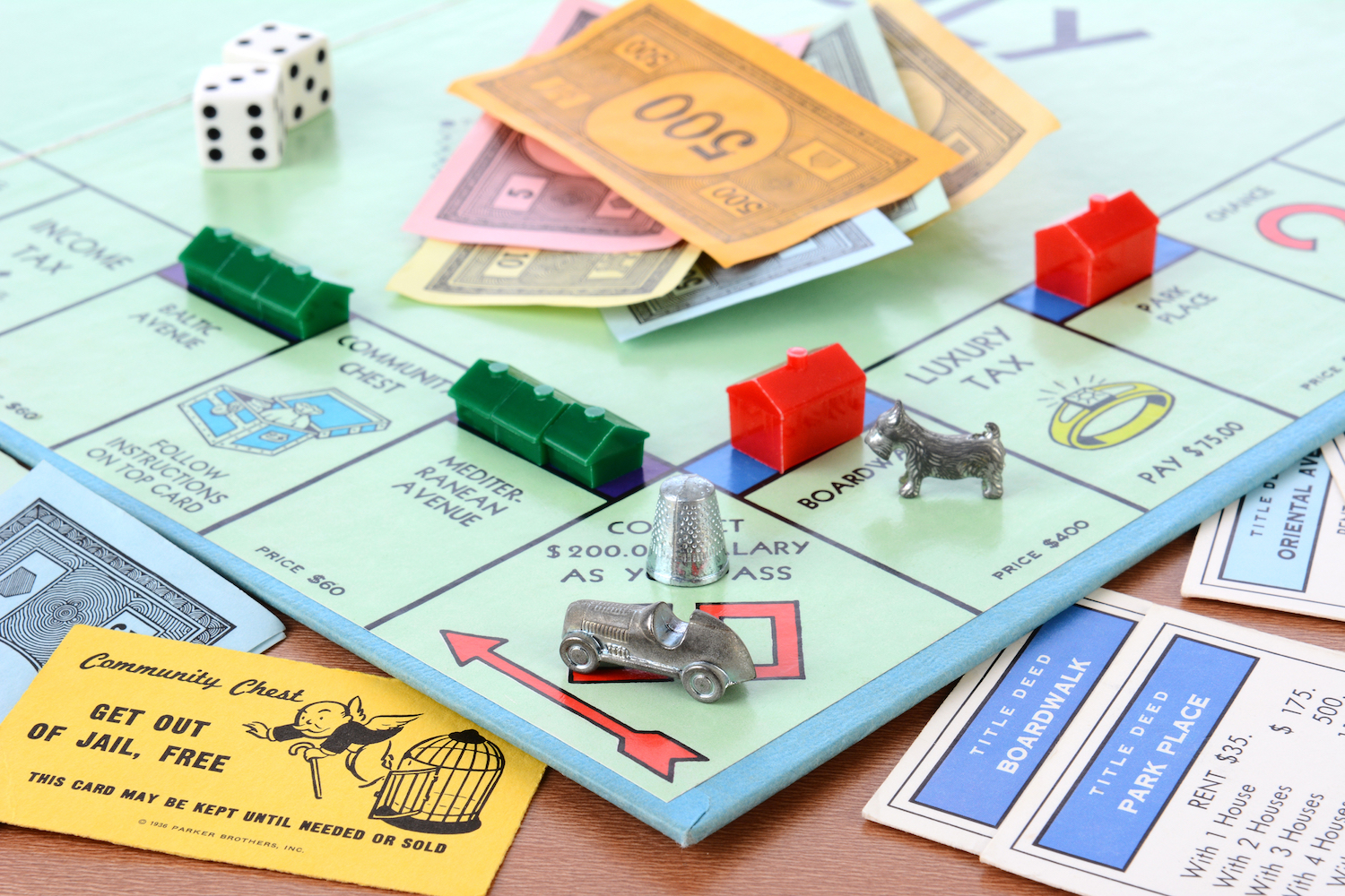 Monopoly Leeds Board Game Monopoly ✅FAST & FREE DISPATCH✅ Discounted Price 