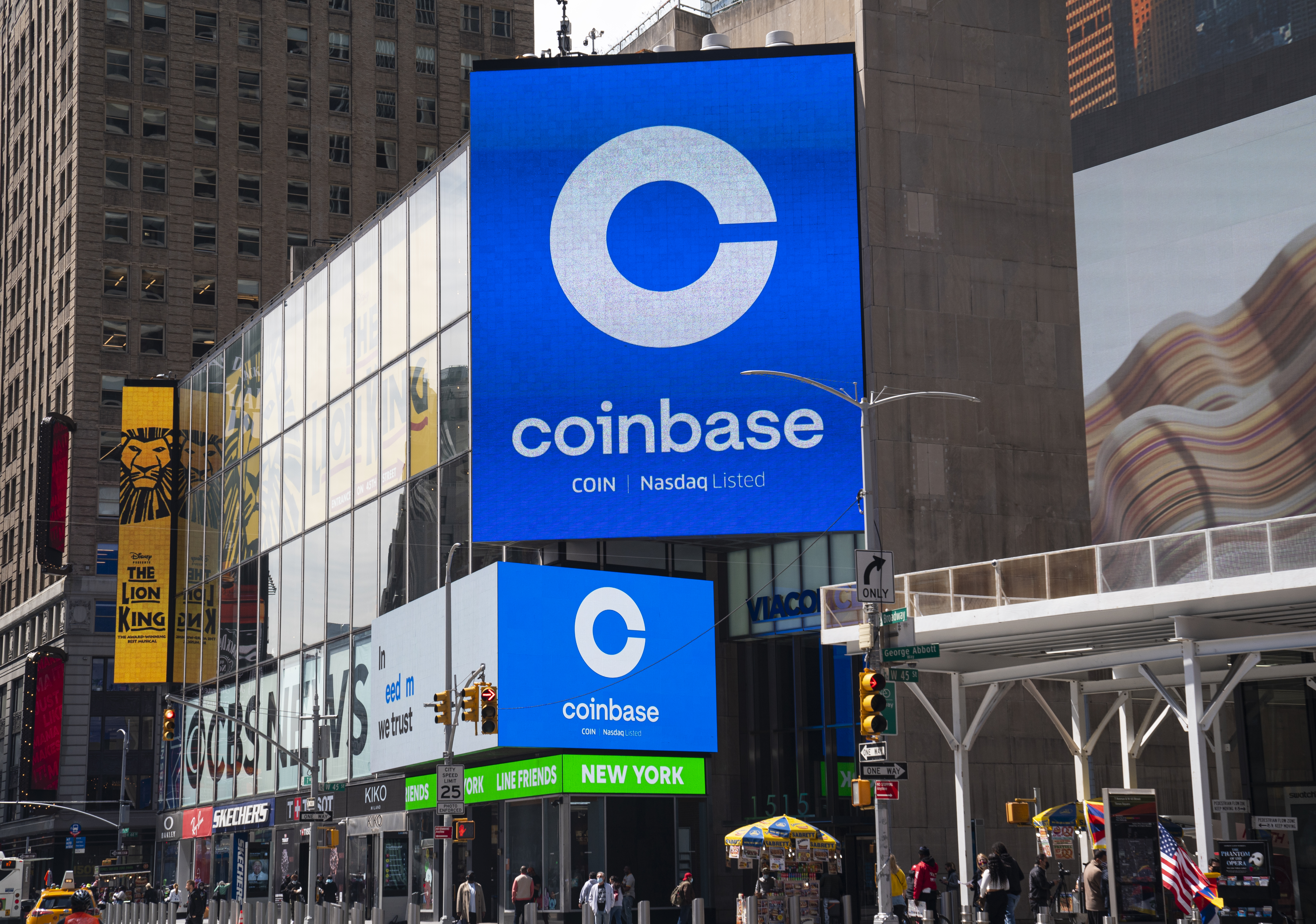 Coinbase's 'business model is defunct' amid crypto winter, analyst