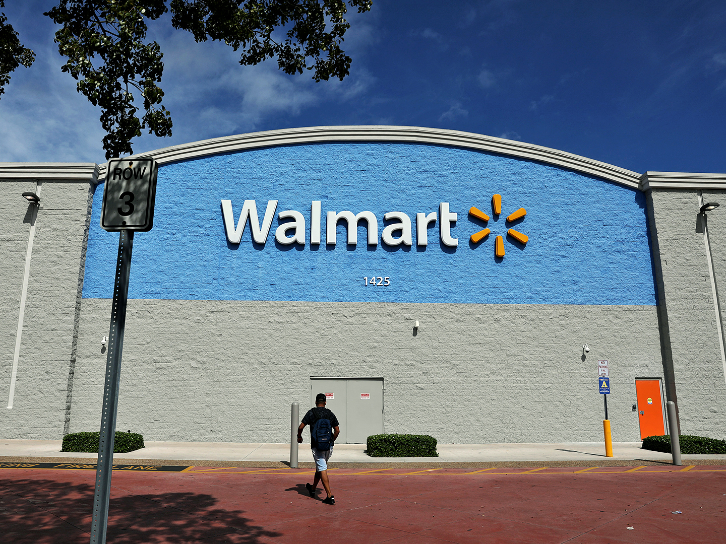 Walmart enters the Metaverse with two Roblox games