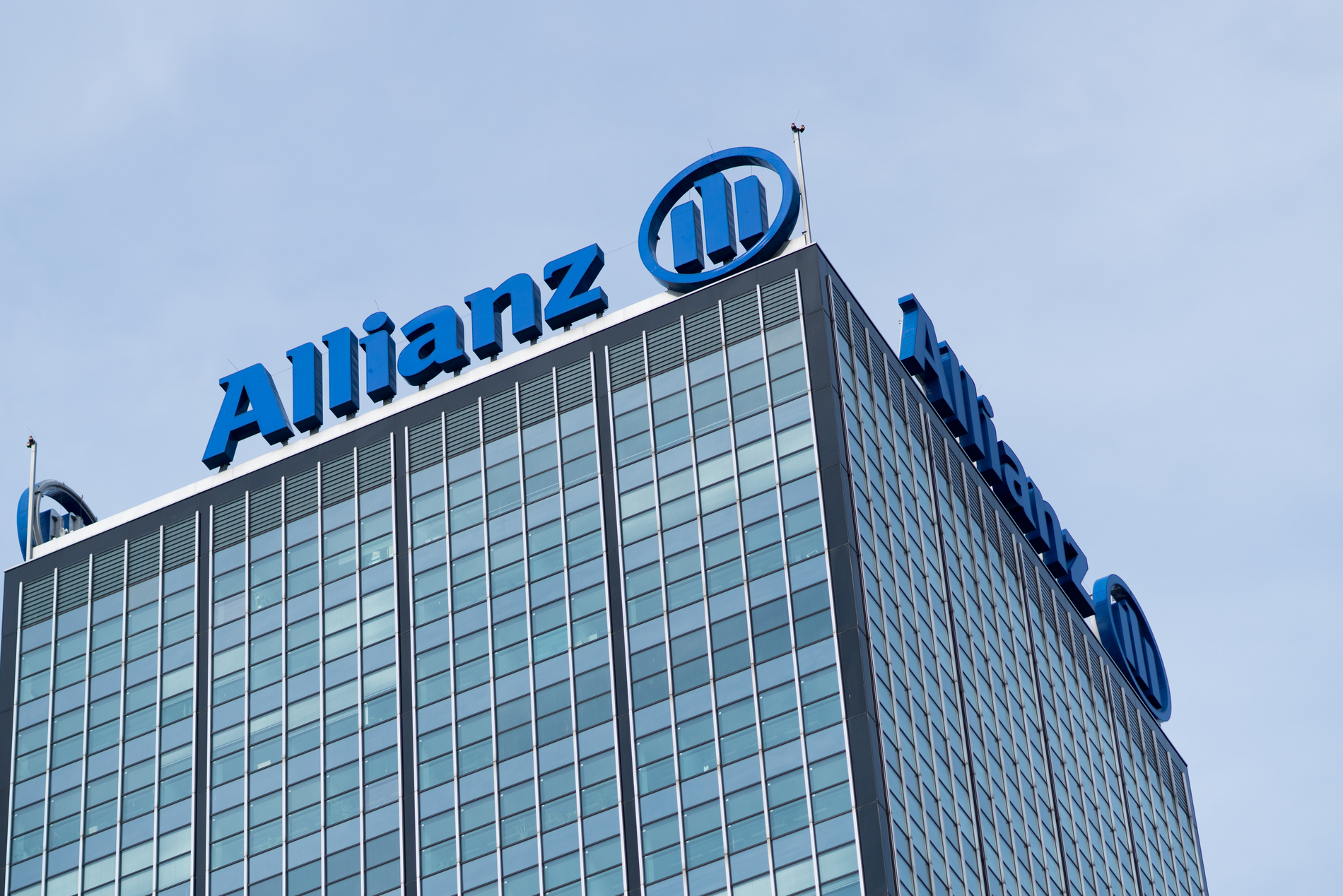 Allianz cryptocurrency insurance btc direct admission 2018