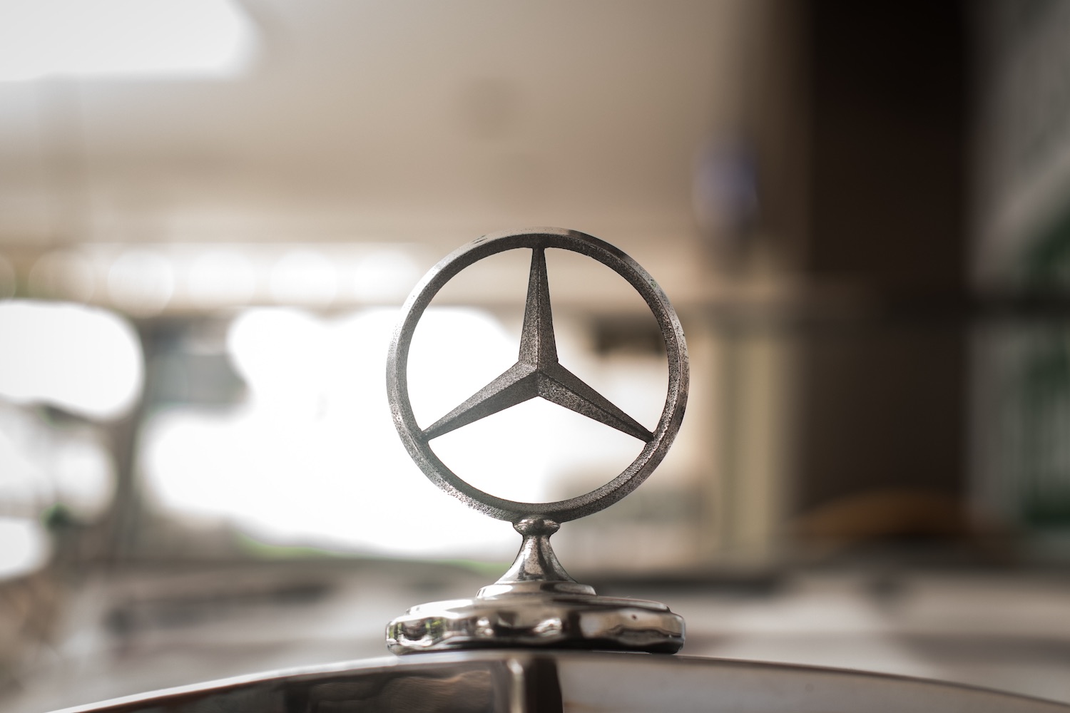 Mercedes Maker Daimler Tests Blockchain for Supply-Chain Data Sharing -  CoinDesk