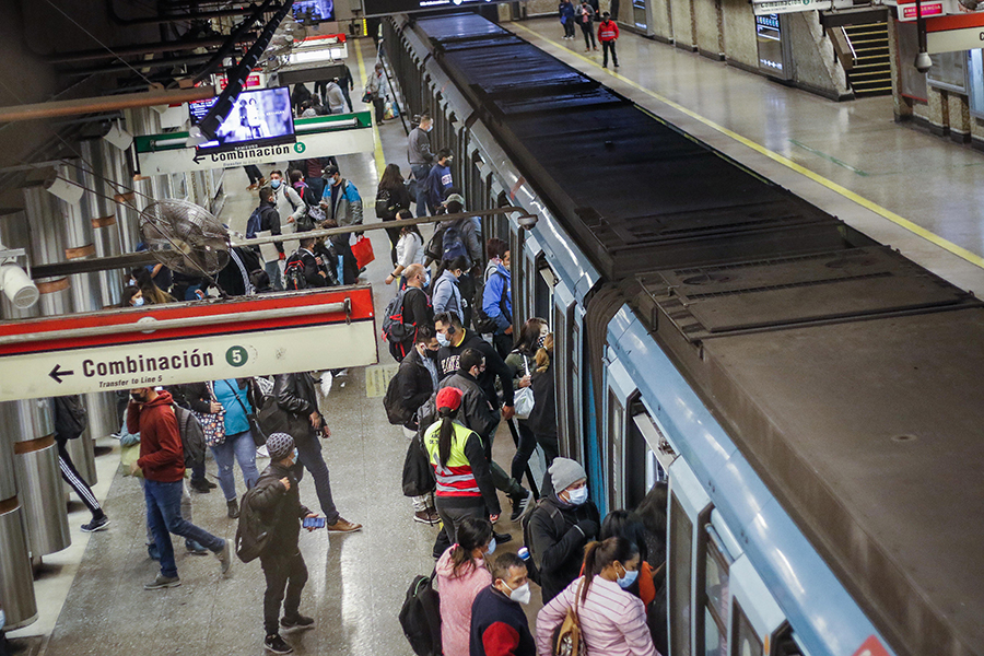 Metro toque de queda