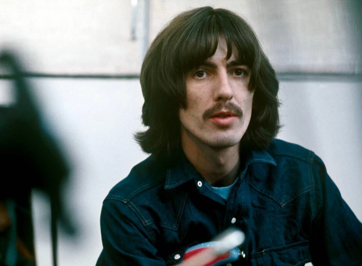 Una pelea y un almuerzo agrio: el día en que George Harrison dejó a The Beatles - La Tercera