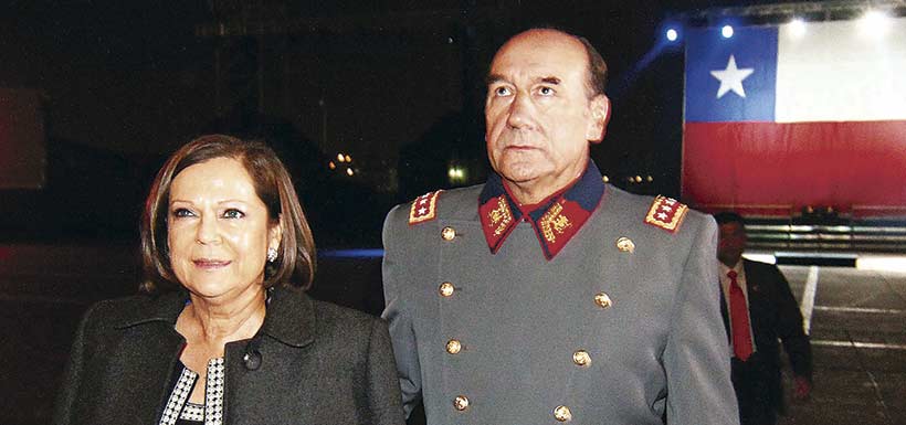 Fuente-Alba  y Anita María Pinochet