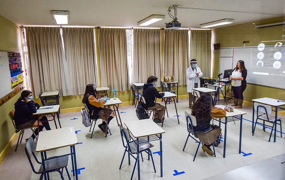 TEMUCO: Colegio Pumahue vuelve a clases con protocolo por COVID-19