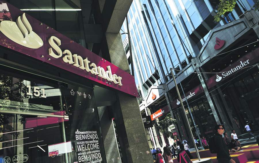 Banchile estima que la división de consumo de Santander Chile se beneficiará de compra de Santander Consumer.