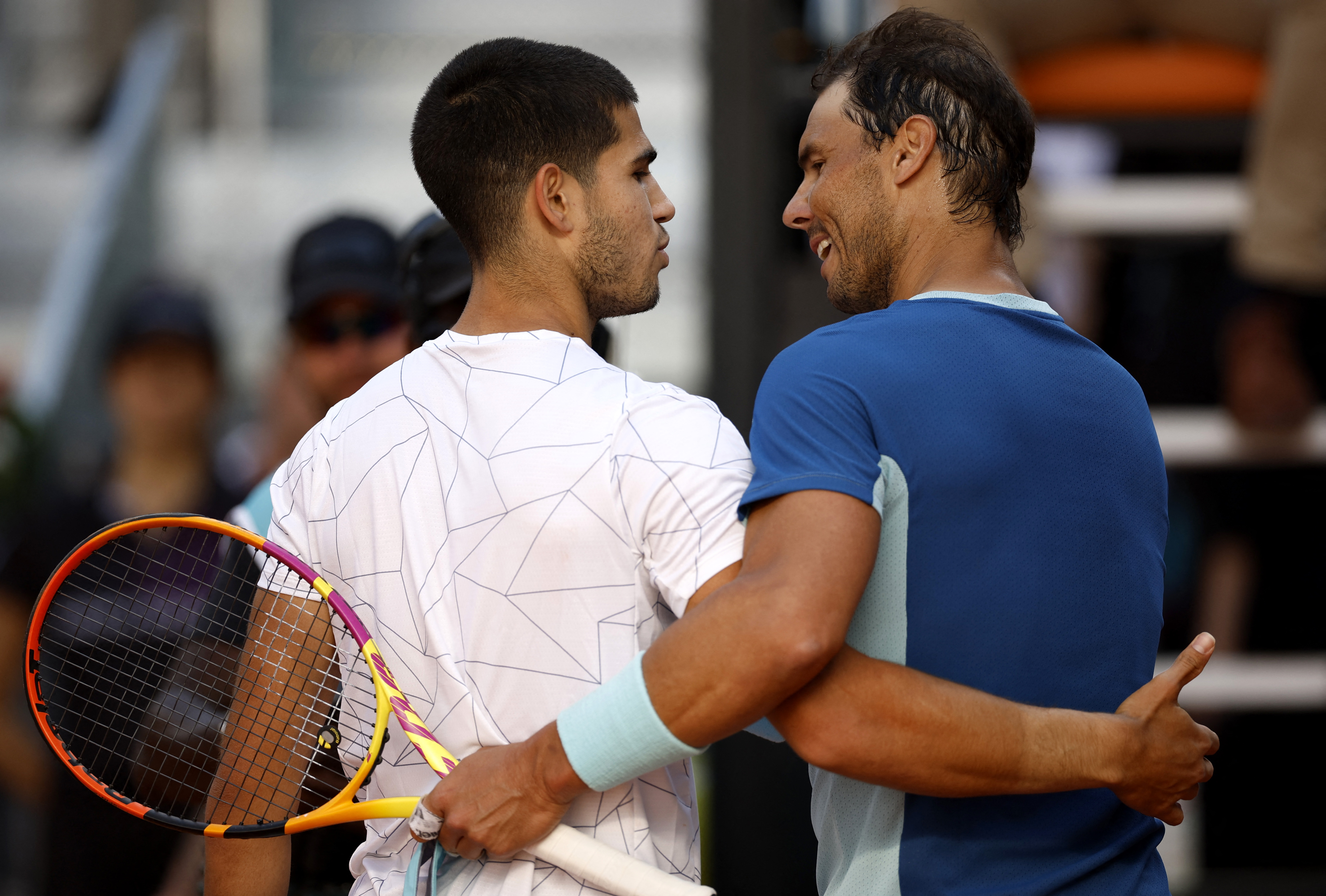 Nadal anuncia que abandona temporariamente o ténis e que 2024 será o último  ano da carreira