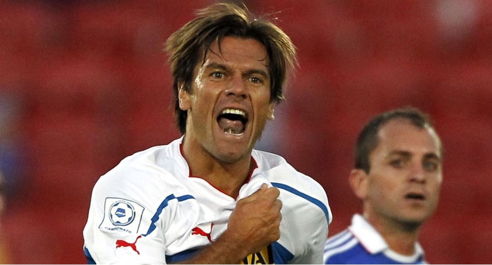 José Luis Villanueva celebra su gol ante la U en el Torneo Clausura 2011.