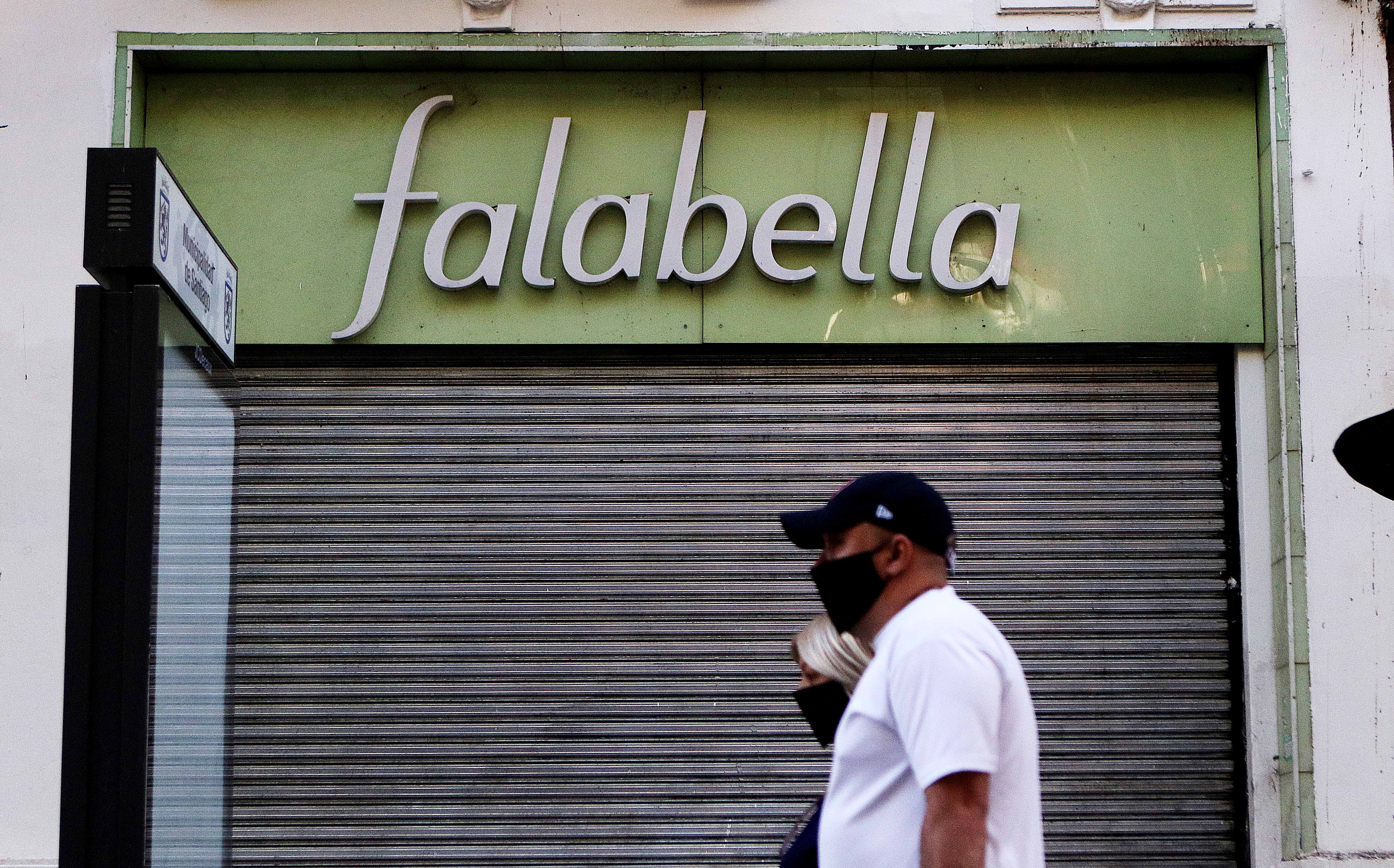 ¿Adiós Argentina? Falabella estaría buscando un socio estratégico para abandonar el vecino país