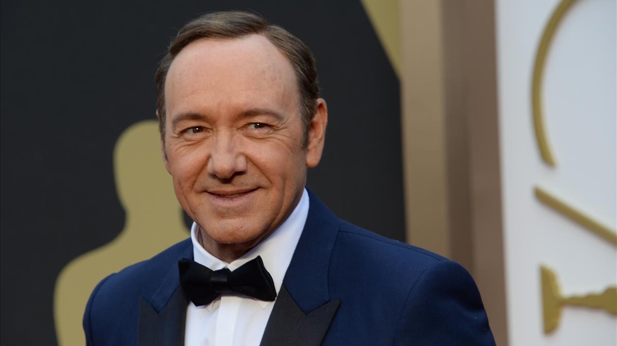 Anthony Rapp says Kevin Spacey made a  sexual advance  when he was 14