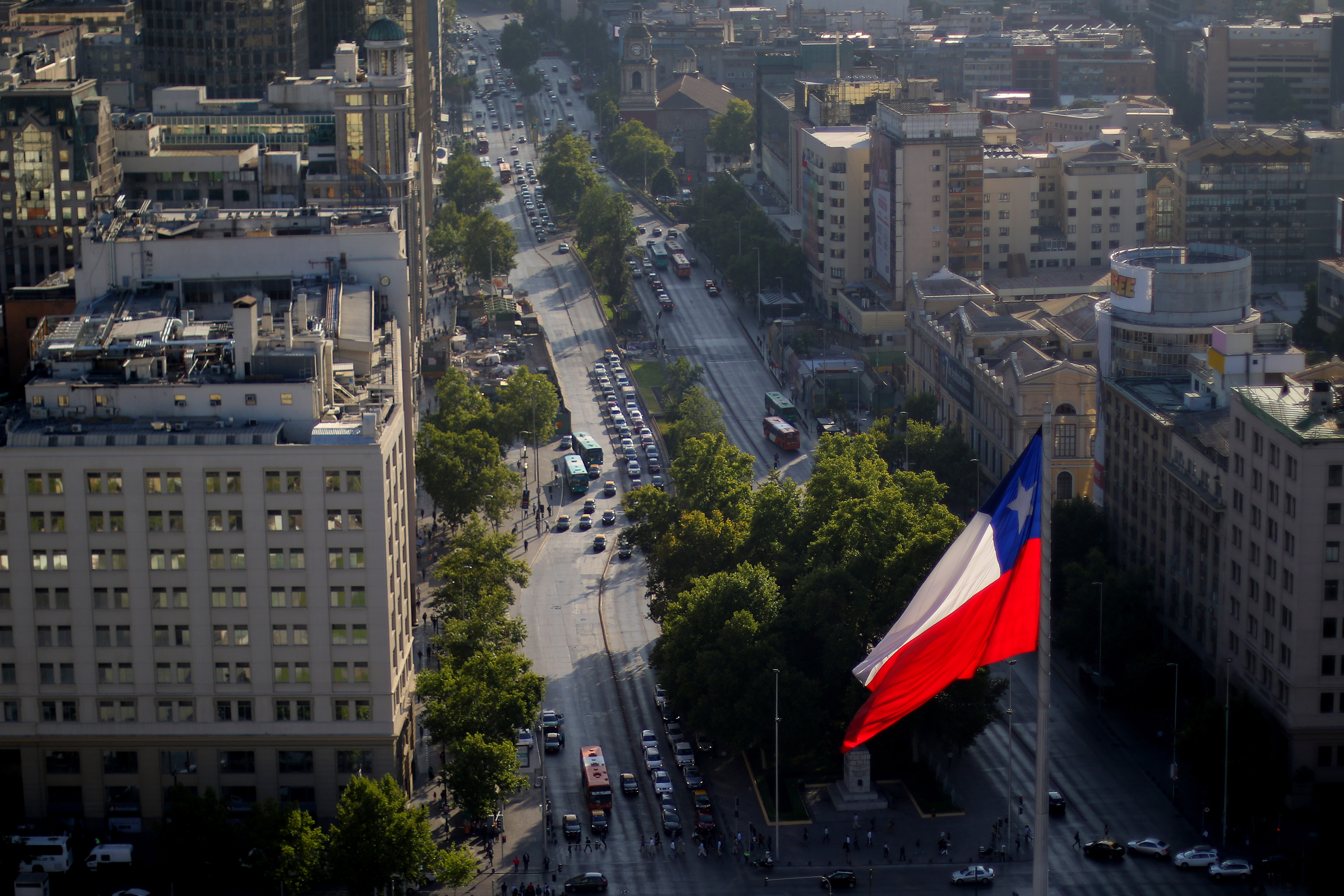 FMI: Chile liderará crecimiento regional en 2021 y será uno de los ganadores de la transformación verde