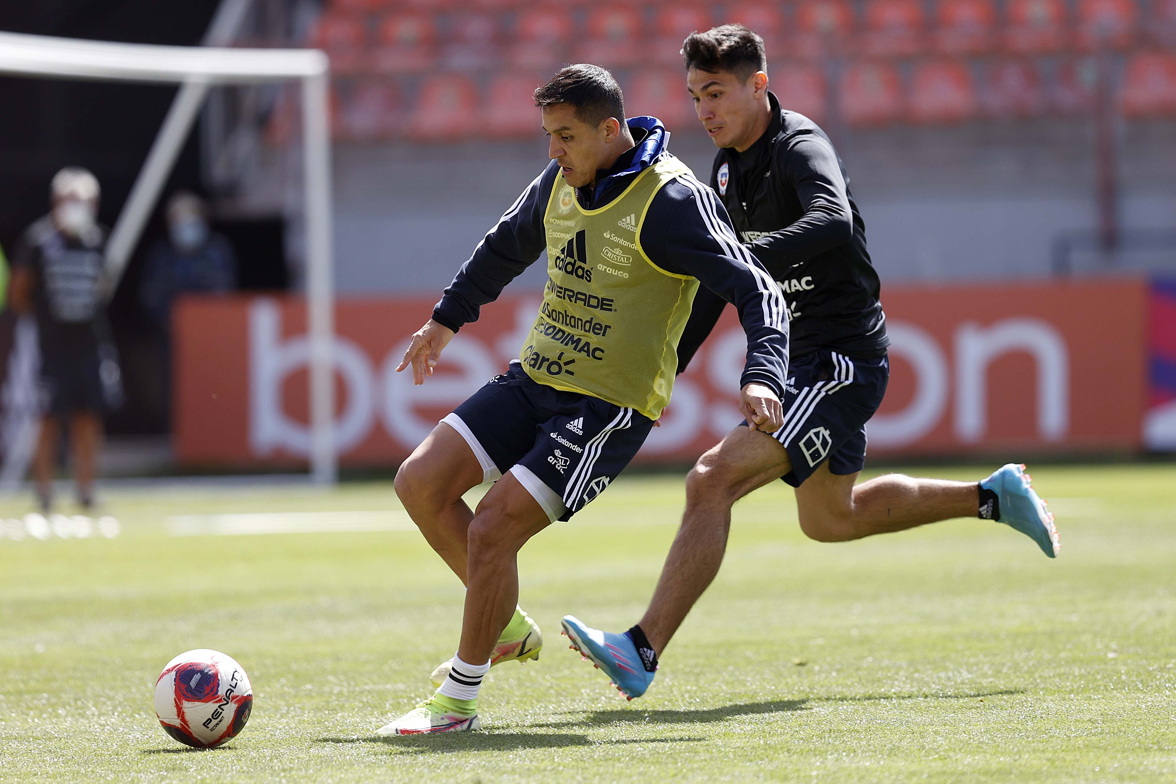 La Roja completó su último entrenamiento en Calama antes de viajar a Bolivia para el duelo por las Eliminatorias para el Mundial de Qatar.