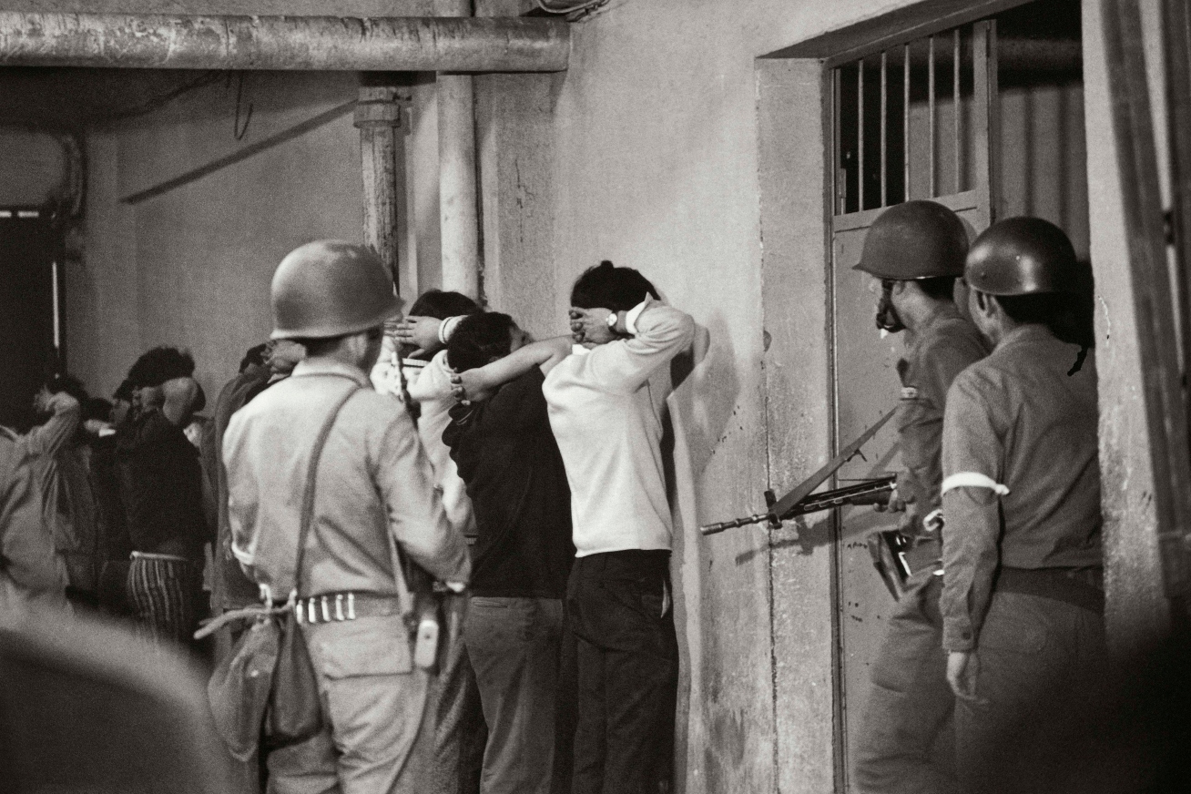 Fotos de La Moneda y los presos del Estadio Nacional - La Tercera