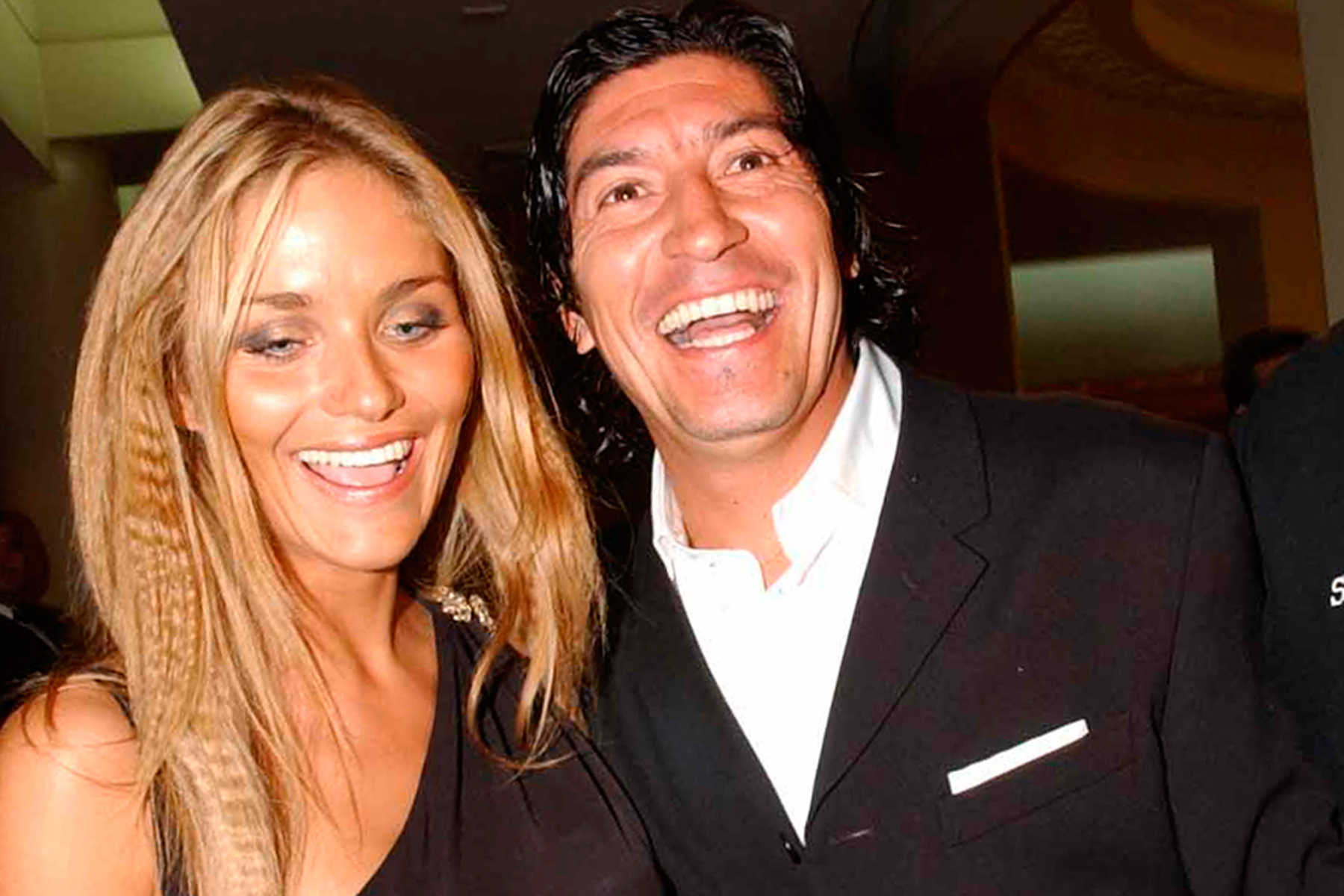 MegaInvestiga 🔴 Son decenas las declaraciones contenidas en la carpeta del  caso Procultura que confirman la estrecha relación que mantenía el  psiquiatra Alberto Larraín con el Presidente Gabriel Boric. 🔴 El vínculo, image size:1800x1200