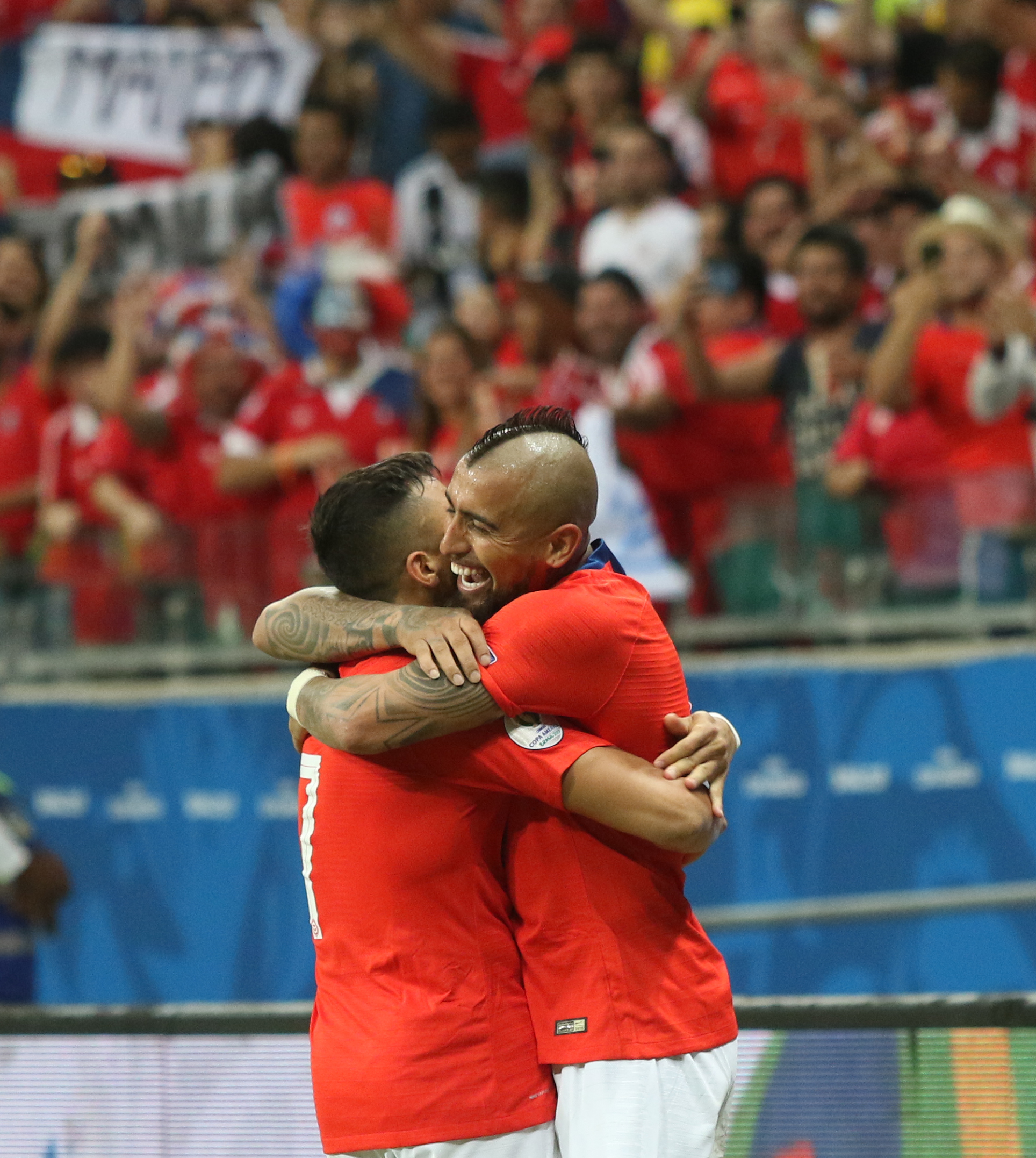 Arturo Vidal y Alexis Sánchez, en la Copa América de Brasil 2019.