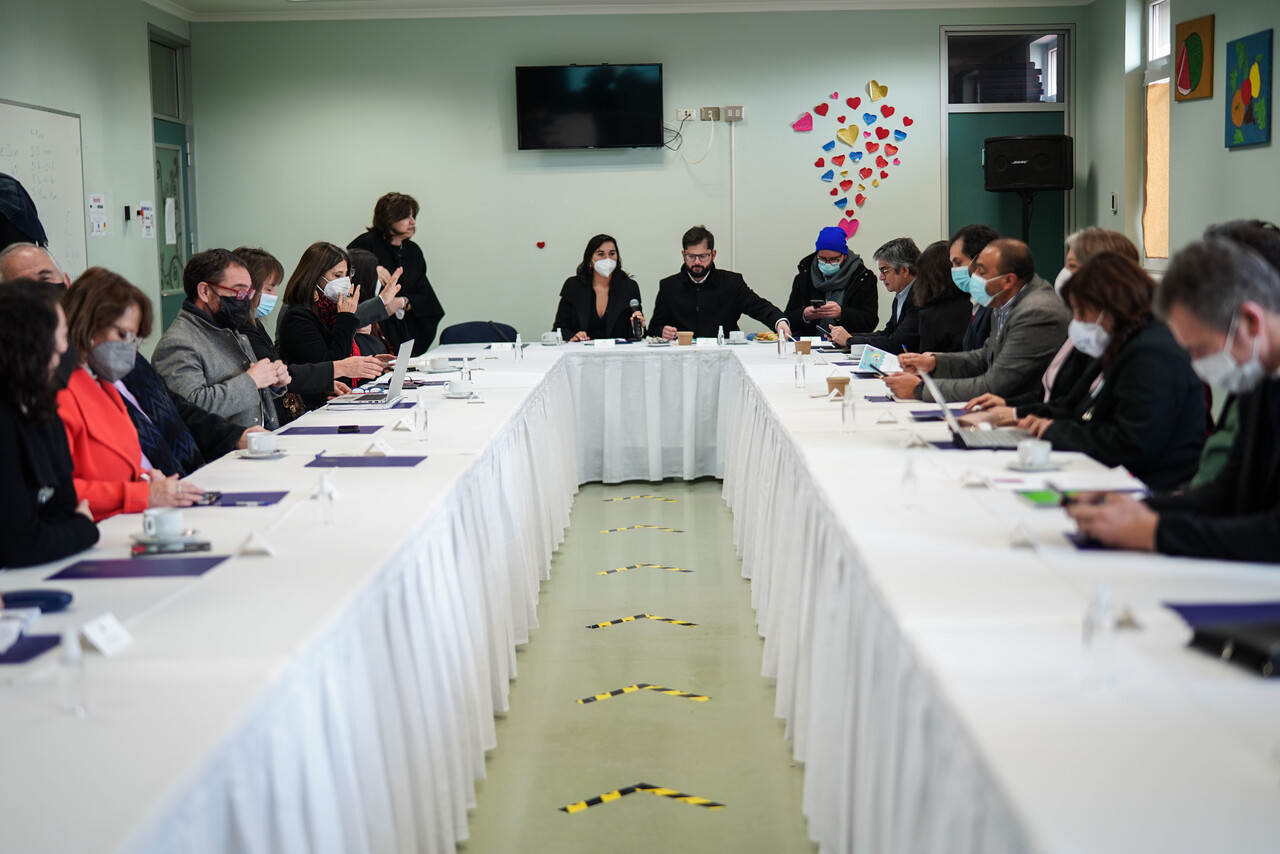 Consejo de Gabiente que encabeza el Presidente Gabriel Boric se desarrolla en el Centro de Referencia de Salud Hospital Providencia Cordillera de Puente Alto
FOTO: PRESIDENCIA / AGENCIAUNO