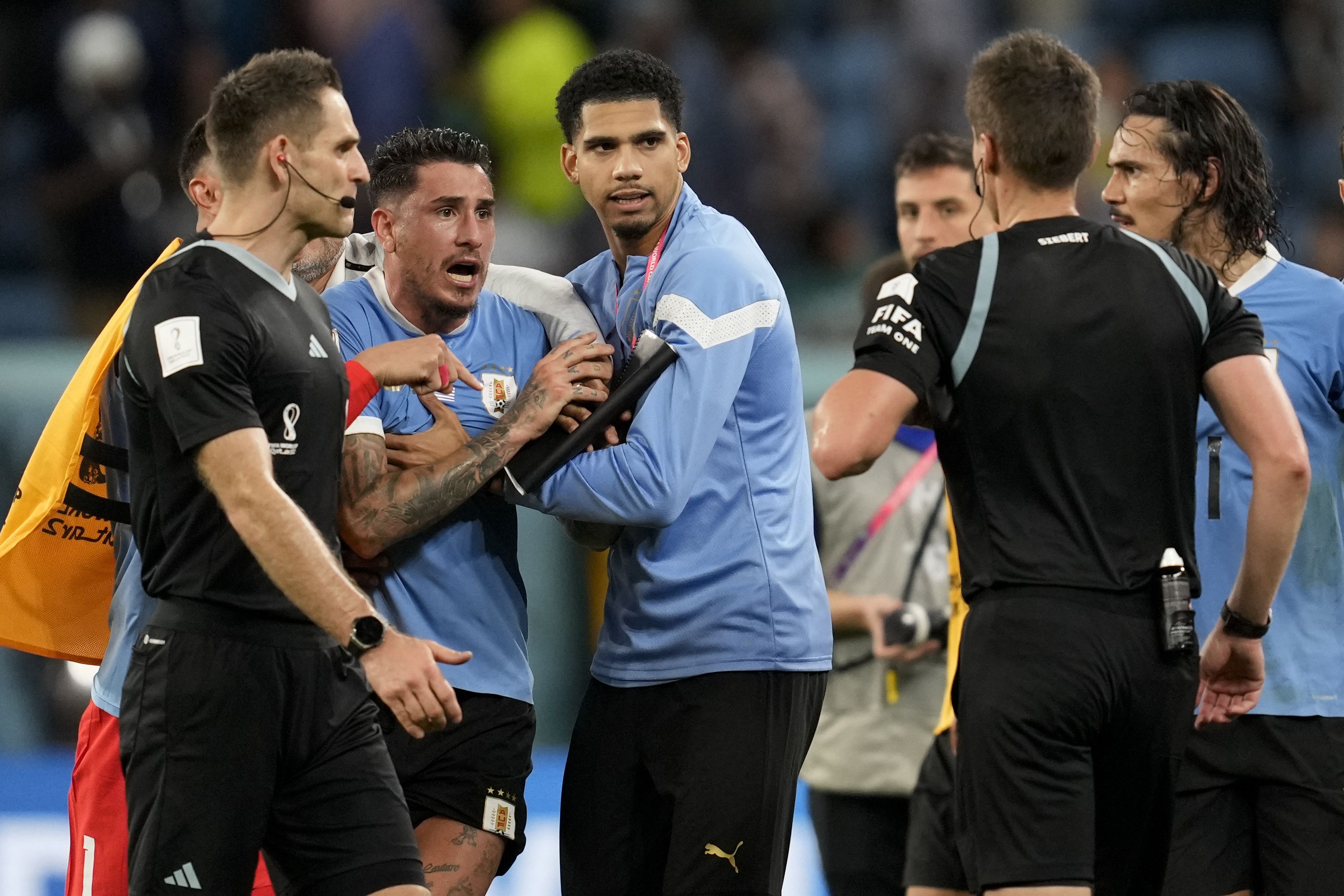 Quién es Daniel Siebert, el juez que no le cobró dos penales a Uruguay y  que podría no arbitrar más en el Mundial? - EL PAÍS Uruguay