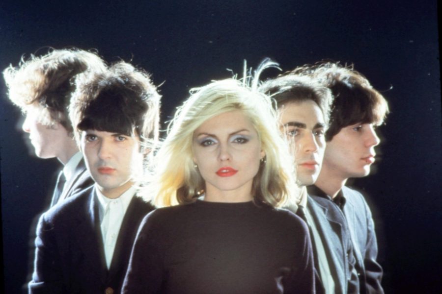 Blondie-900x600