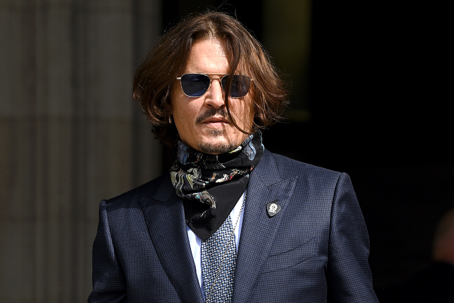 Johnny Depp en caída libre - La Tercera