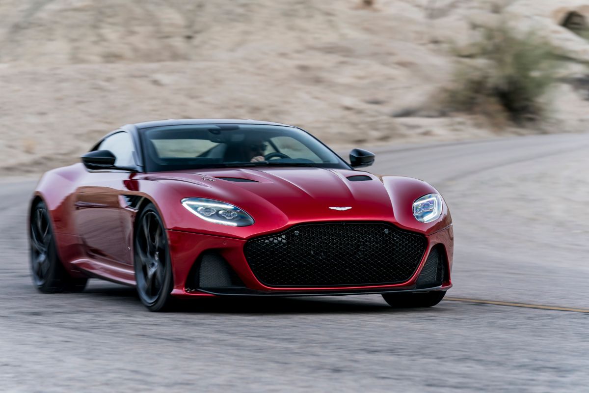 DBS Superleggera -6