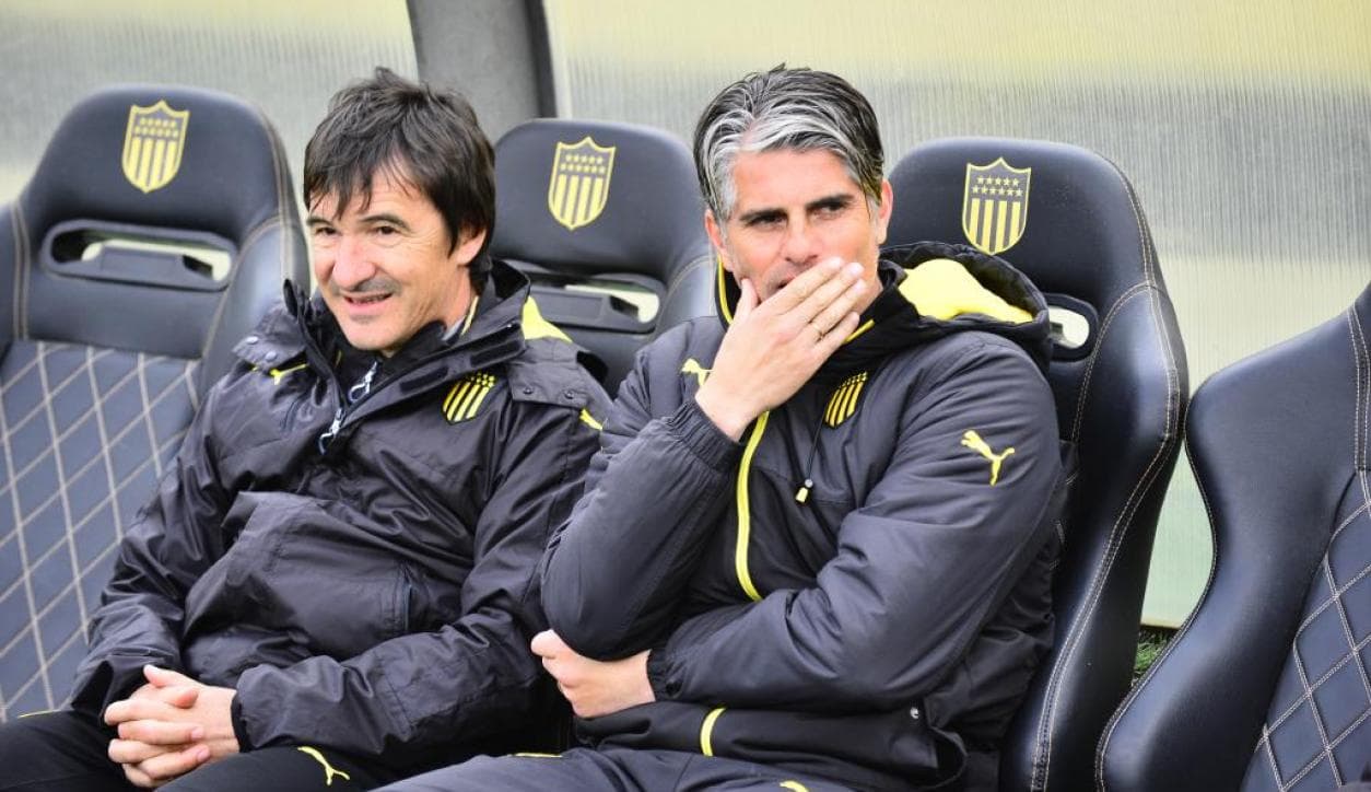 Alejandro Valenzuela, a la izquierda, será el preparador físico de Diego López en Universidad de Chile.
Foto: Gentilez de Peñarol.