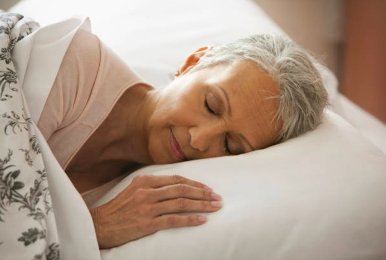 Cuál es la mejor posición para dormir, según la ciencia - Infobae