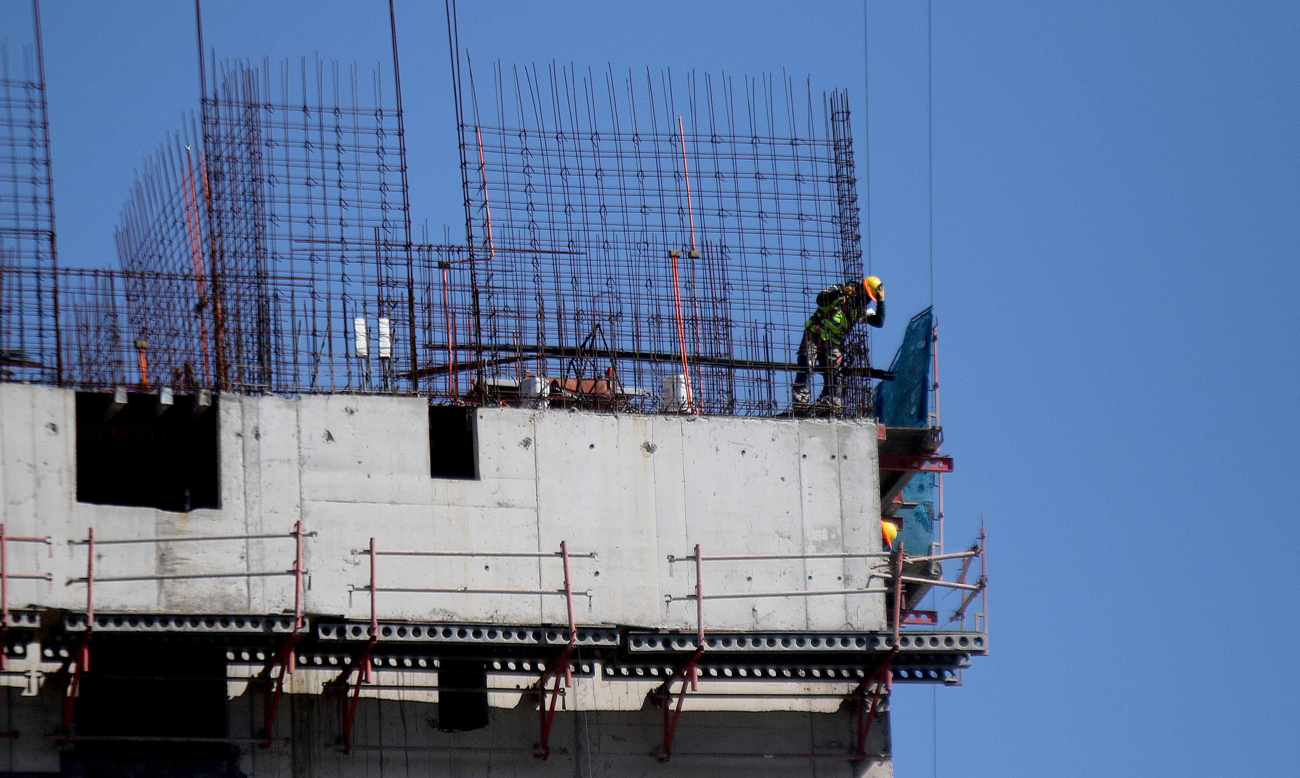 Empresas reducen planes de inversión y ajustan presupuestos ante perspectivas de deterioro económico para el próximo año