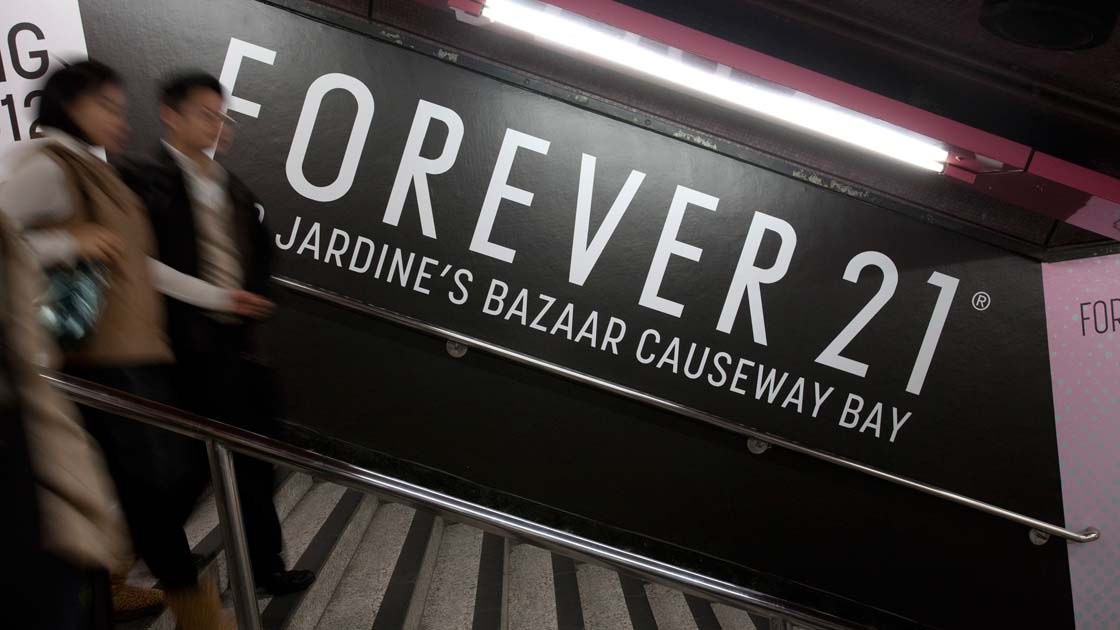 Gigante minorista dueña de marcas como Forever 21 analiza abrirse a Bolsa este añoForever 21