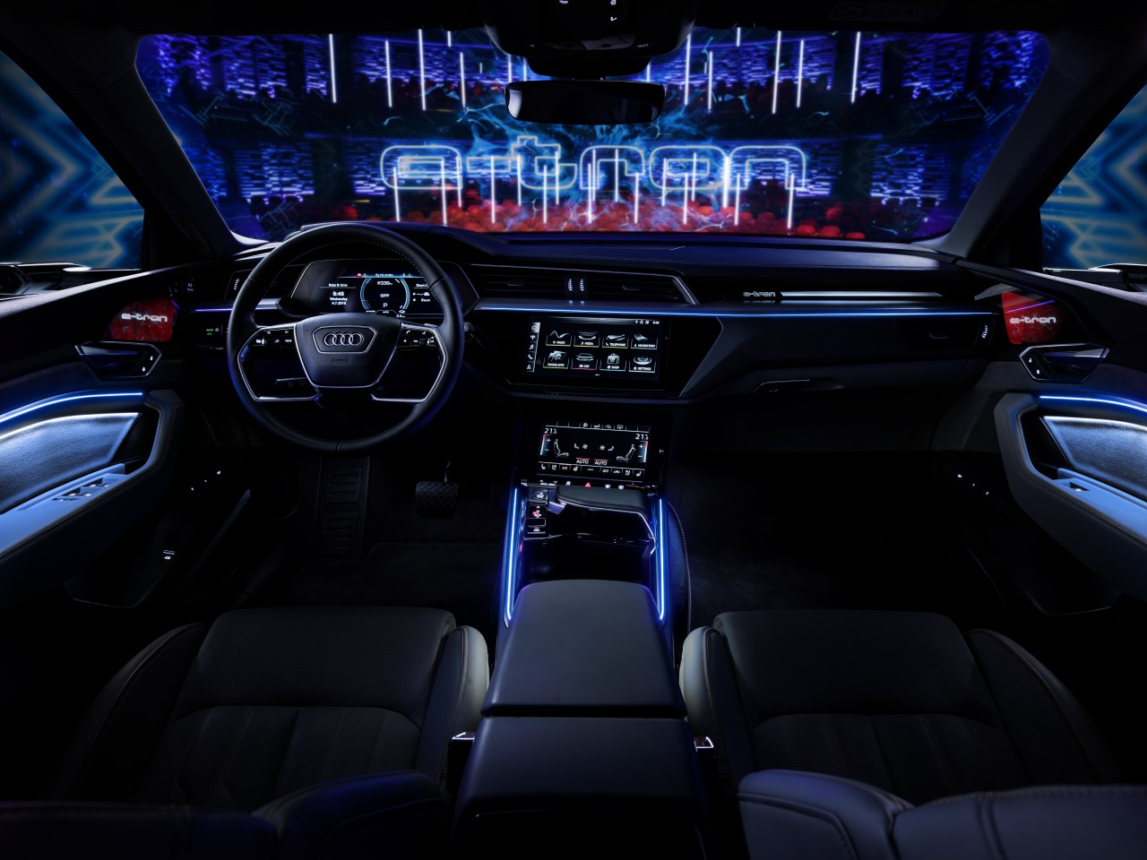 audi-e-tron-prototype-interior-2