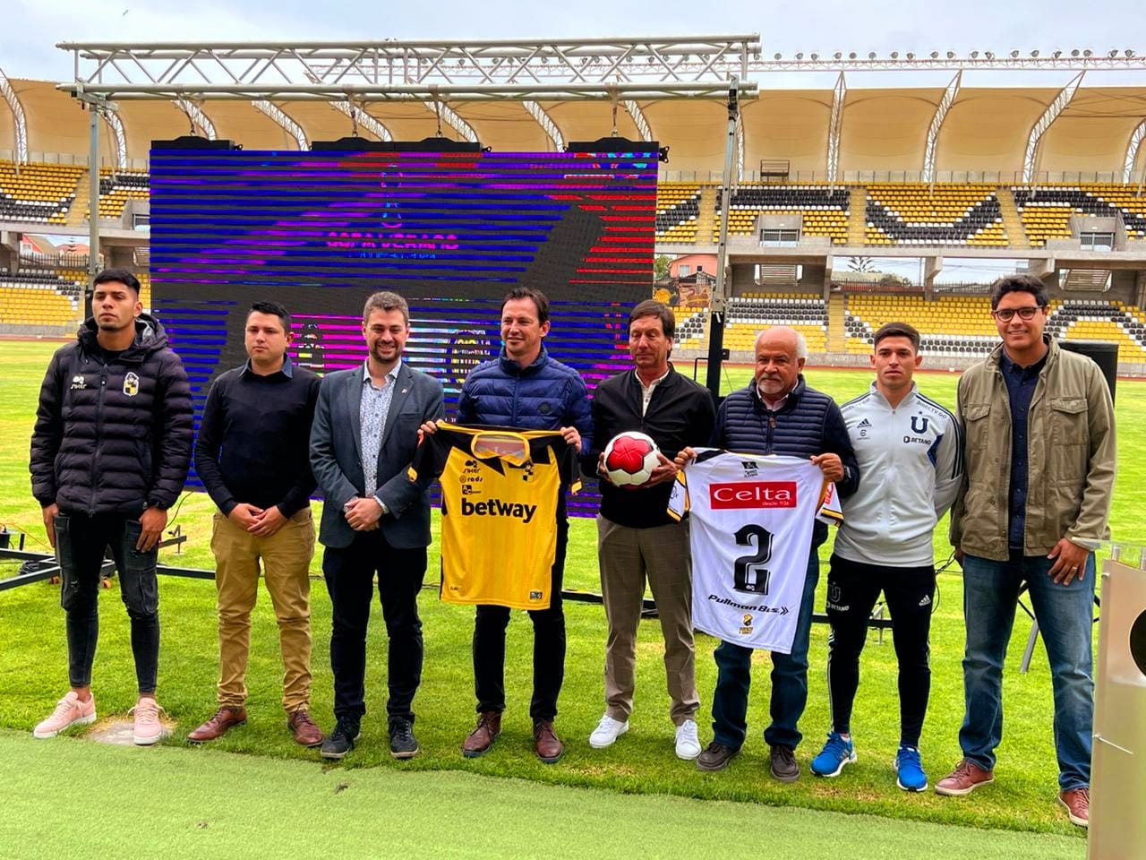 Rosario Central, Coquimbo Unido y Universidad de Chile animarán en enero un torneo amistoso.