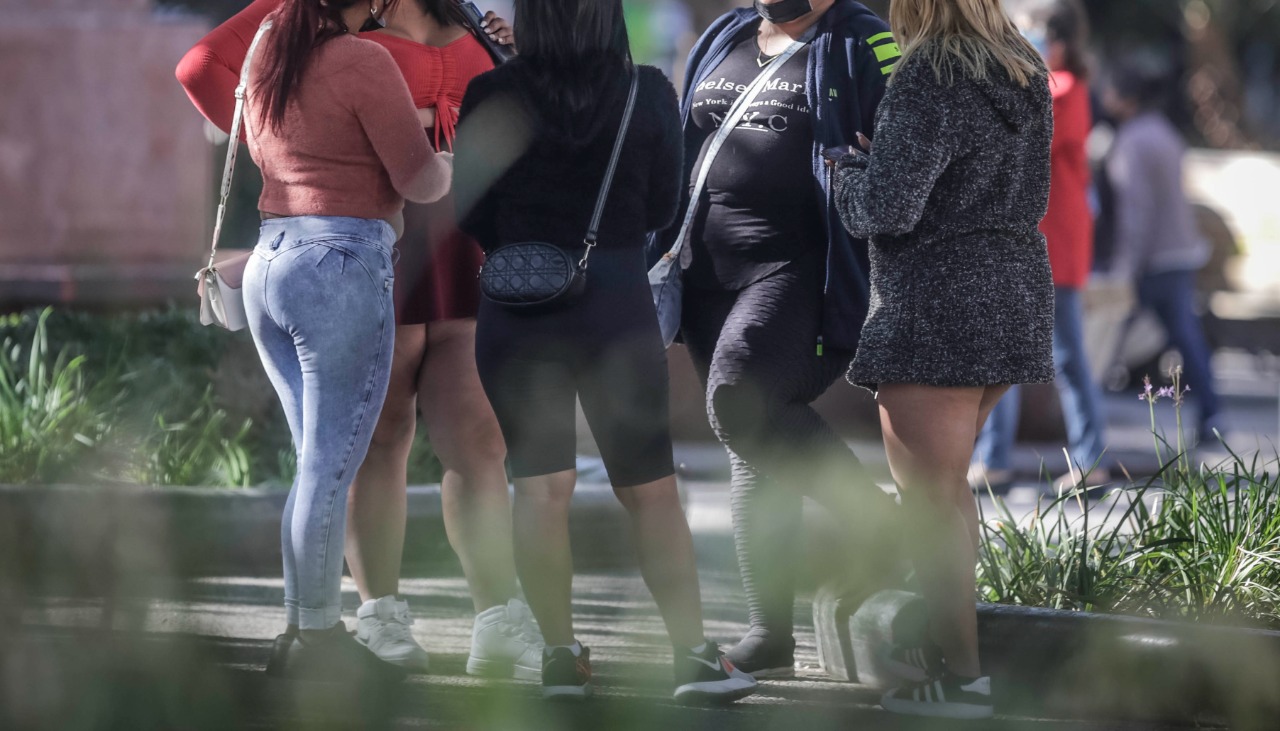 Plaza Roja: el comercio sexual reaparece frente a la Municipalidad de  Santiago - La Tercera