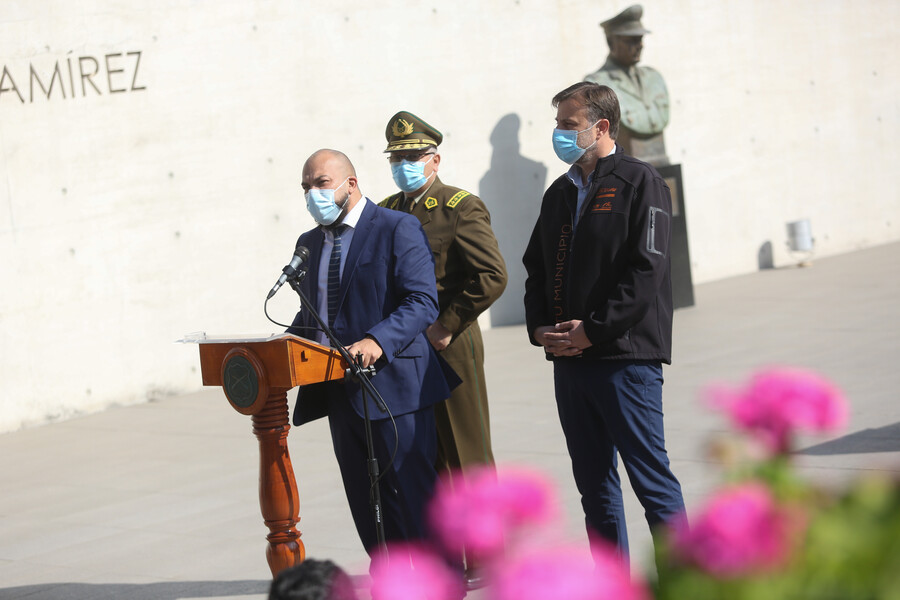 El General Director de Carabineros, Ricardo Yáñez, junto al Subsecretario de Prevención del Delito, Eduardo Vergara dan a conocer a los alcaldes el trabajo del departamento OS-14, oficina encargada de la relación policial con los municipios, actividad realizada en el auditorio del Centro Cultural de Carabineros