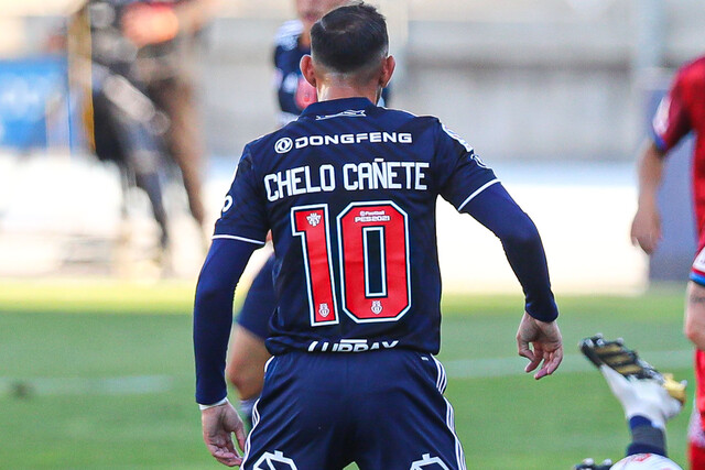 Marcelo Cañete jugando por Universidad de Chile.