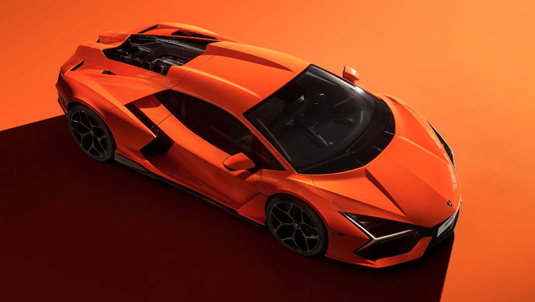 Lamborghini Revuelto: así es el primer híbrido enchufable de la marca - La  Tercera
