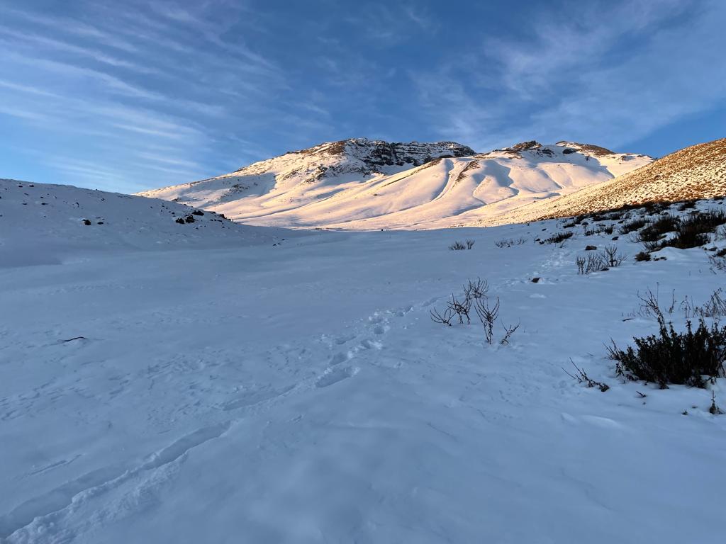 Un millón de turistas en centros invernales: Lluvia triplica la nieve en la  cordillera de los Andes - La Tercera