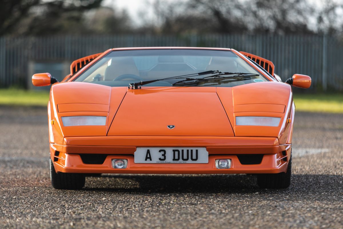 1990-lamborghini-countach-25th-anniversary-edition--photo-credit-silverstone-auctions_100731166_h