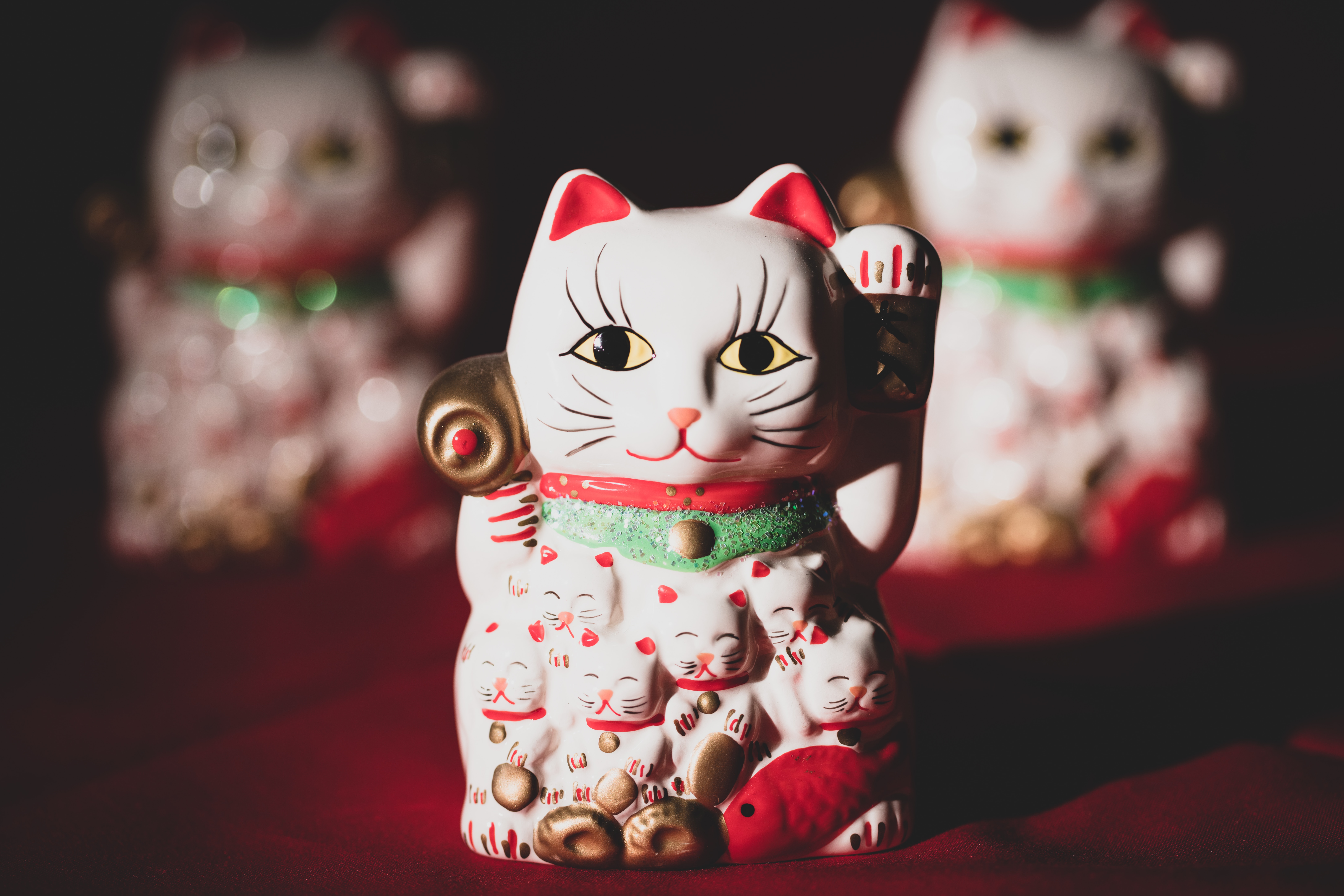 Maneki Neko: el gato de la SUERTE japonés más famoso del mundo que