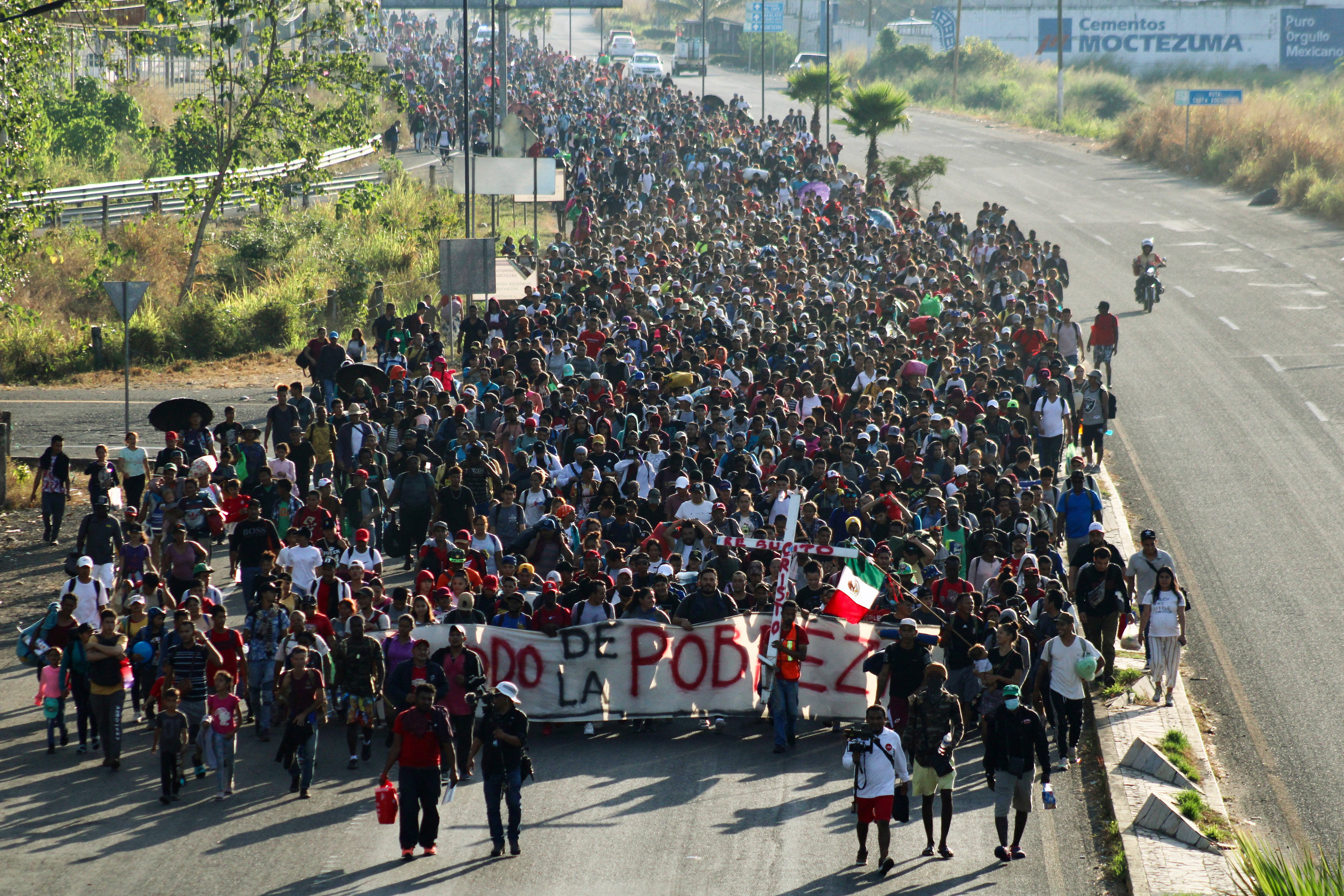 La nueva caravana de migrantes que tensa relaciones entre Estados