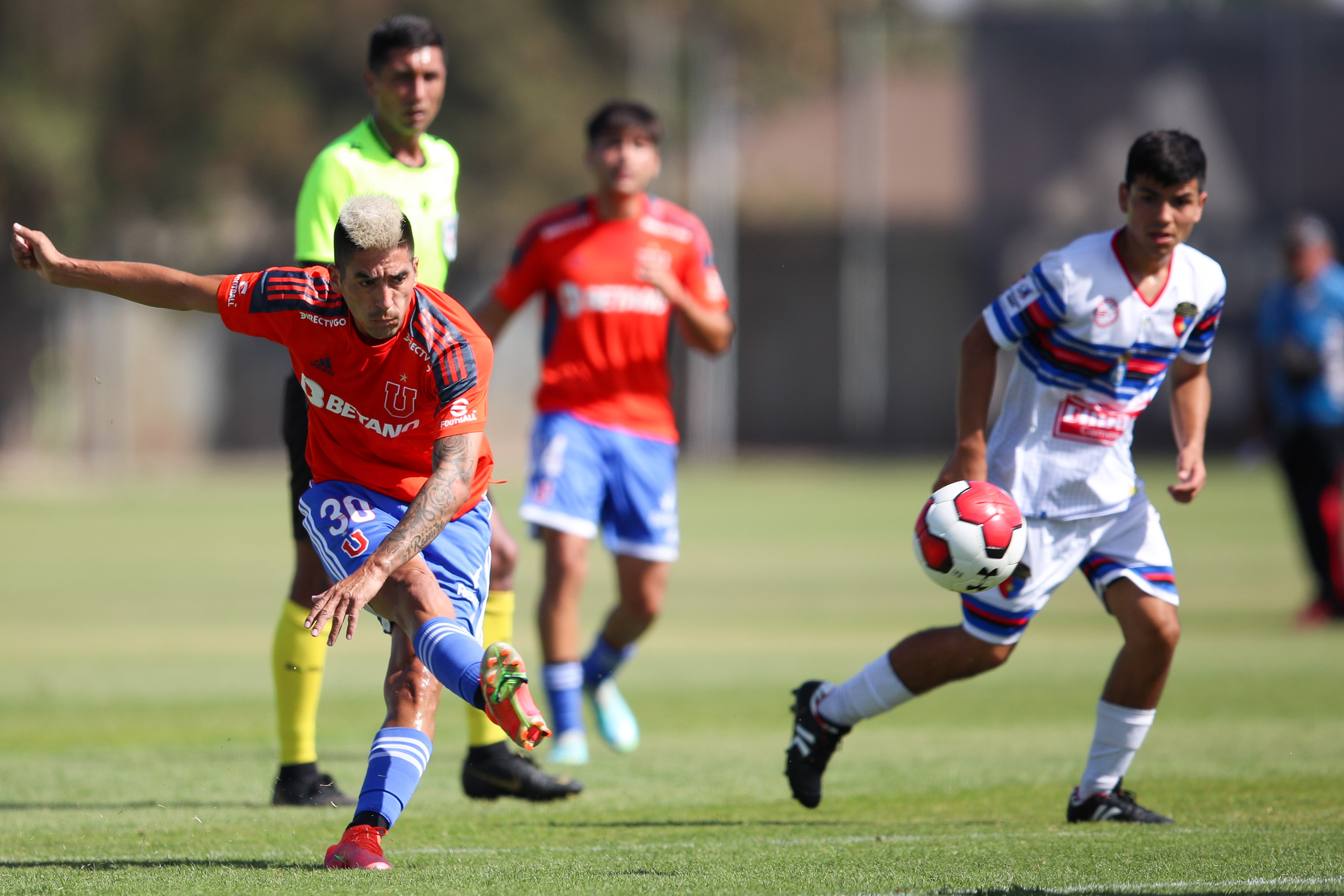 Leandro Fernández fue el goleador en los amistosos de la U.