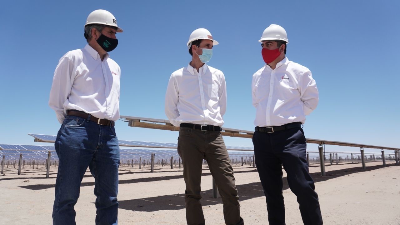 Enami inicia operaciones con el uso de energías limpias en un 100% y biministro Jobet lo califica como “hito”