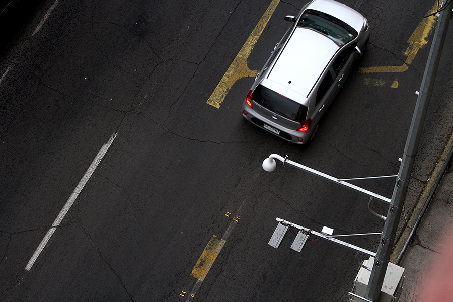 Inicio de infracciones a automovilistas que usen pistas solo bus