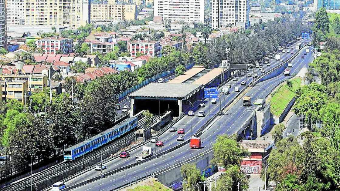 Acogen a trámite estudio ambiental de segunda etapa de autopista Vespucio Oriente