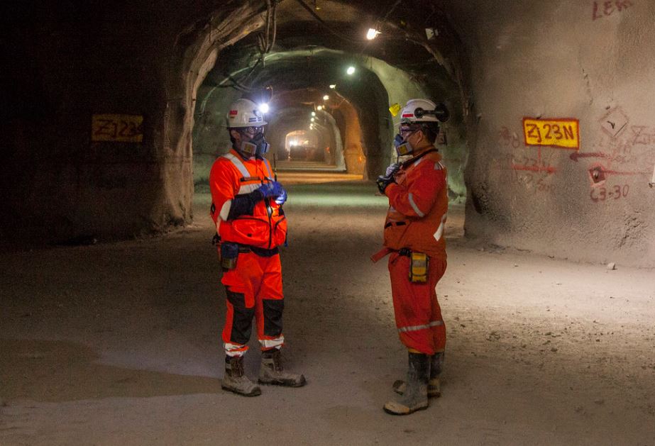 Fallecimiento de tercer trabajador por coronavirus eleva presión de los sindicatos sobre Codelco